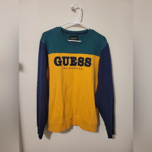 GUESS Shirt / Sweatshirt Men/ Women - Picture 2 of 3